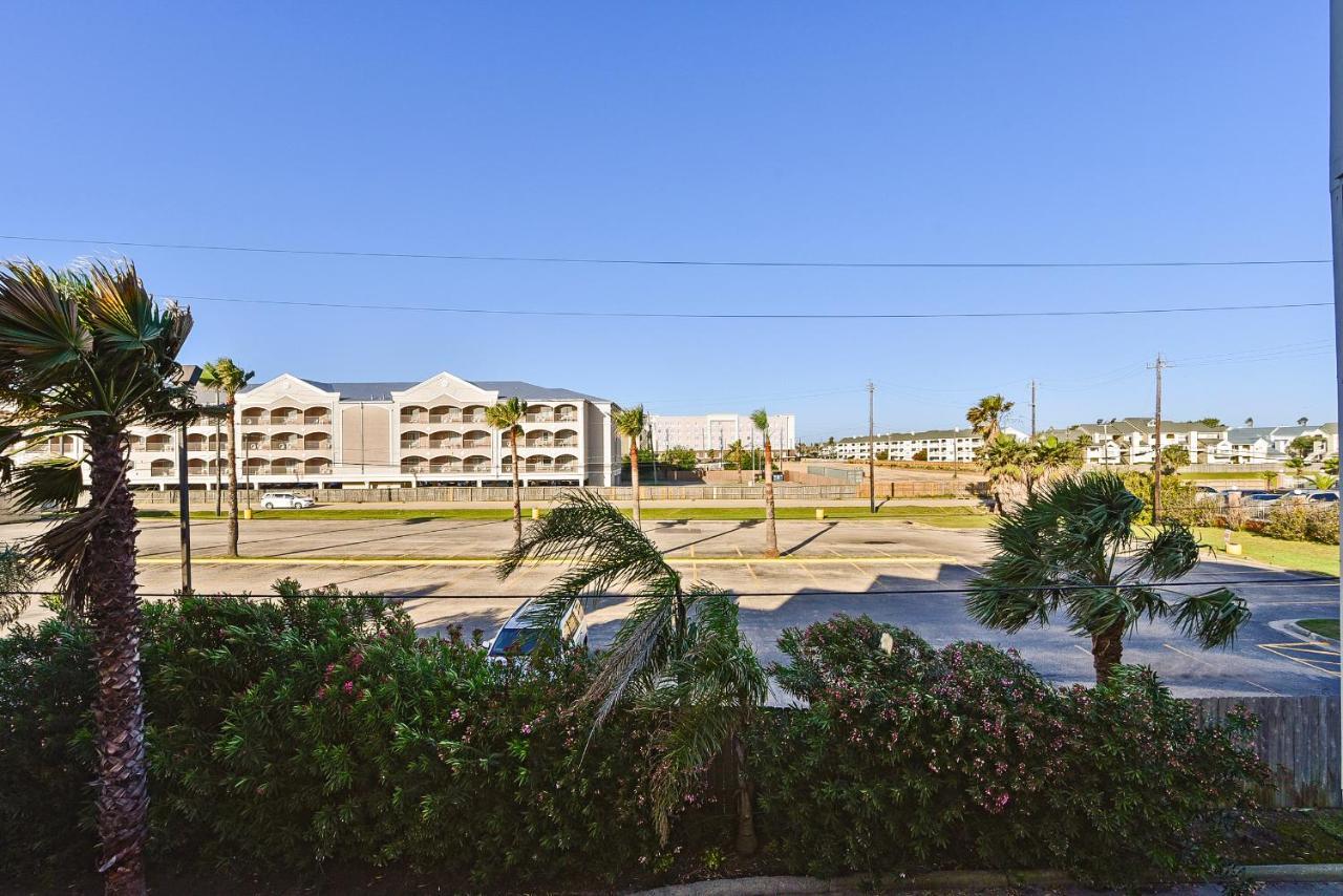 Casa Del Mar Galveston By Vtrips Apartment Exterior photo