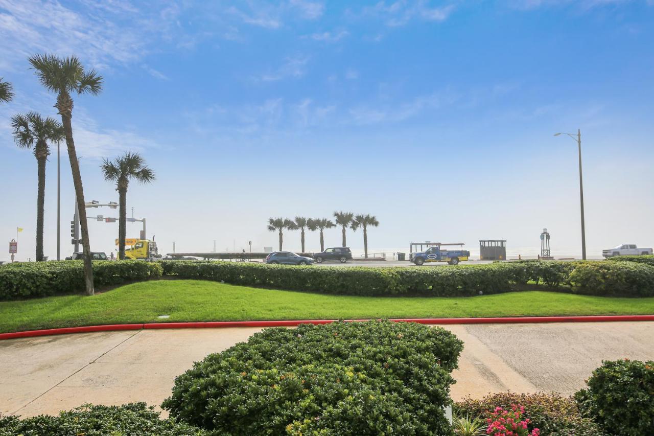 Casa Del Mar Galveston By Vtrips Apartment Exterior photo