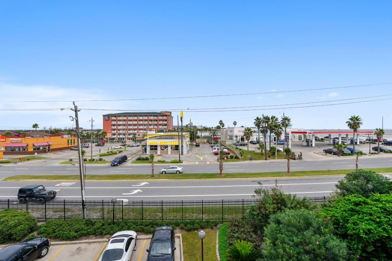 Casa Del Mar Galveston By Vtrips Apartment Exterior photo