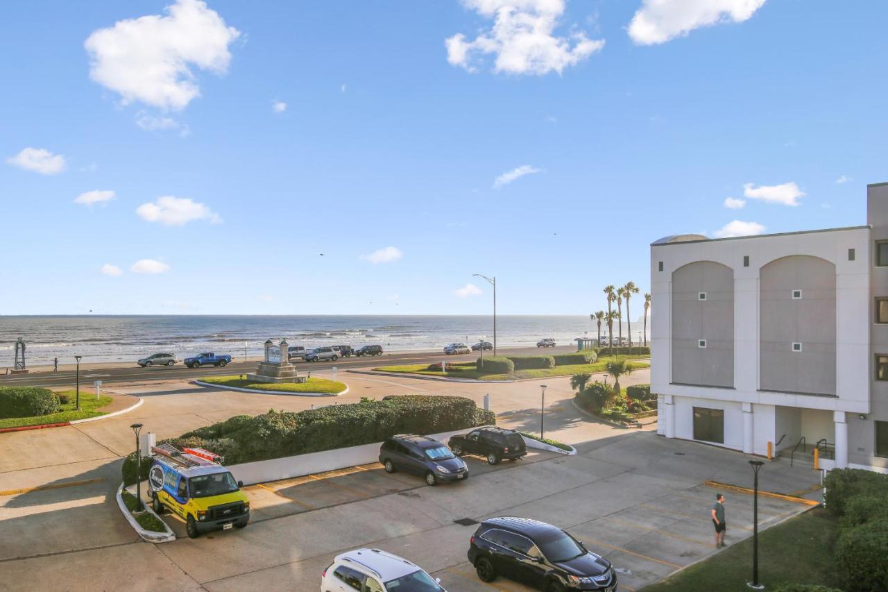 Casa Del Mar Galveston By Vtrips Apartment Exterior photo