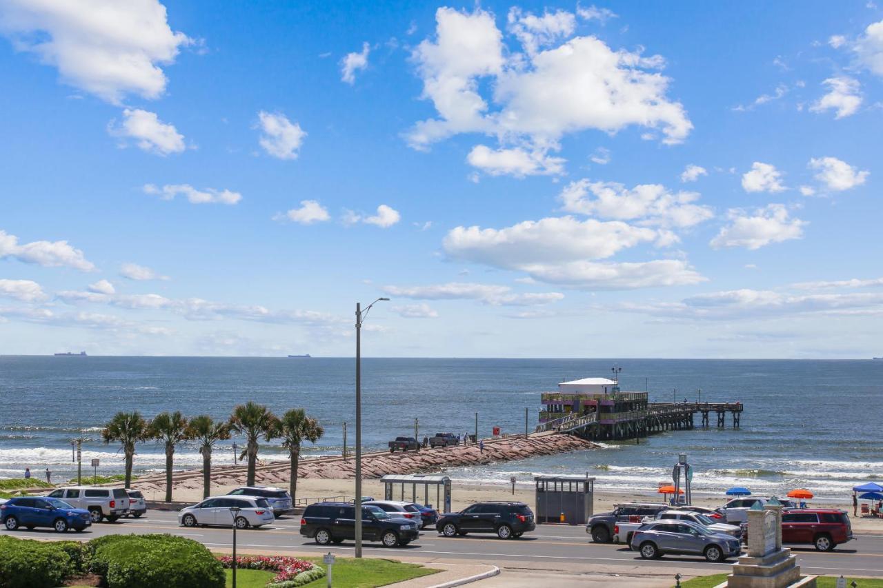 Casa Del Mar Galveston By Vtrips Apartment Exterior photo